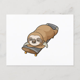 Carte Postale Paresseux dormant avec skateboard