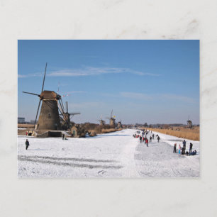 Carte Postale Patinage sur glace le long des moulins à vent en h