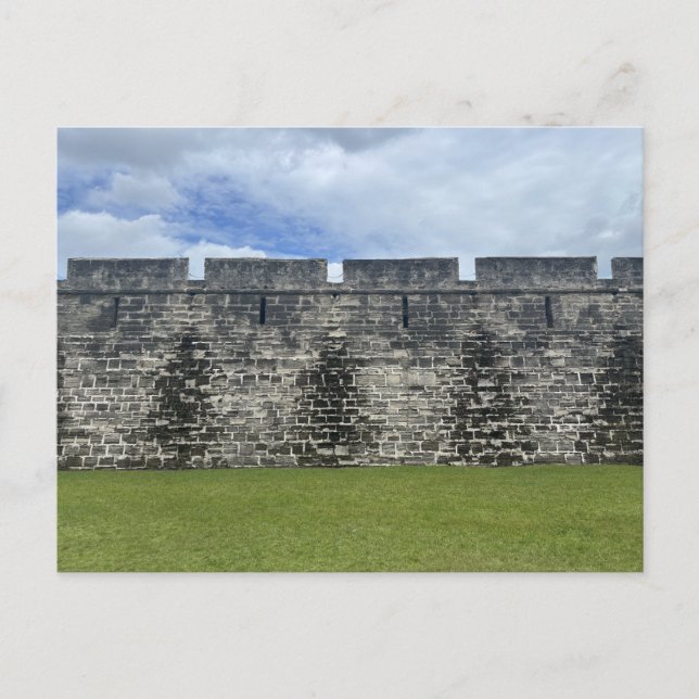 Carte Postale Paysage côtier de fort historique (Devant)