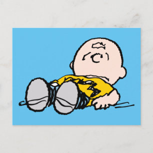 Carte Postale Peanuts   Charlie Brown est à terre