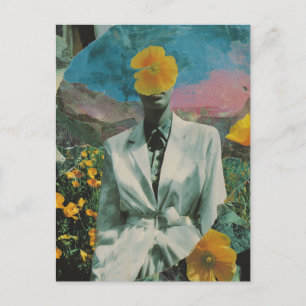 Carte Postale Personne surréaliste dans les fleurs de pavot jaun