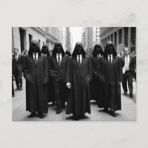 Carte Postale Personnes Bizarres et Flippantes avec Capuchon