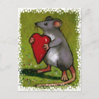 Carte Postale Petite souris gris tenant le coeur rouge : Pastel
