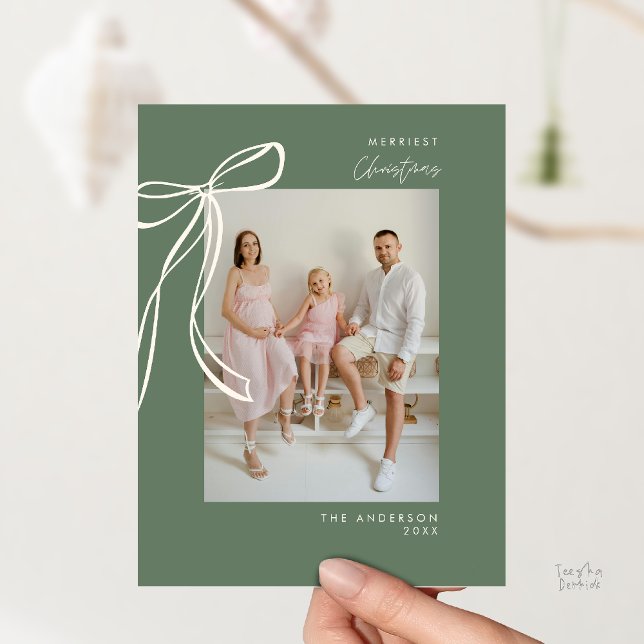 Carte Postale Photo de famille moderne Sage Green Salutation de  (Modern Cream Bow Family Photo Christmas Minimalist Sage Green Greeting Postcard)