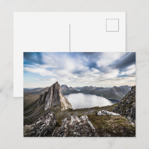 Carte Postale Photo de la montagne de l'île Senja
