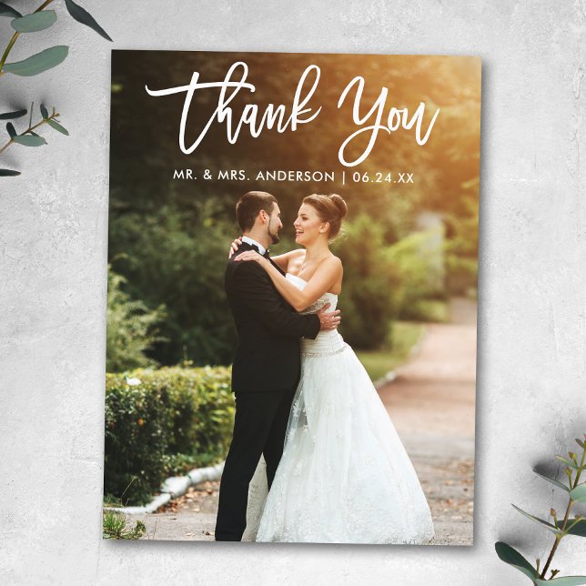 Carte Postale Photo de mariage de mariés en écriture pinceau (Customize to change your personalized text size or text style.)