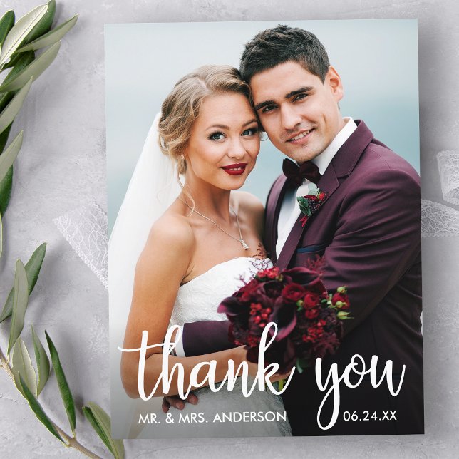 Carte Postale Photo de mariage Merci Écriture moderne (Customize to change your personalized text size or text style.)