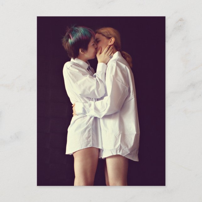 Carte Postale Photo Girl Kiss (Devant)