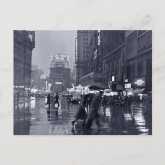 Carte Postale Photo : NYC des années 1940 dans la pluie