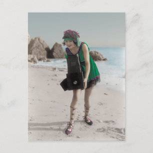 Carte Postale Photographe Flapper à la plage