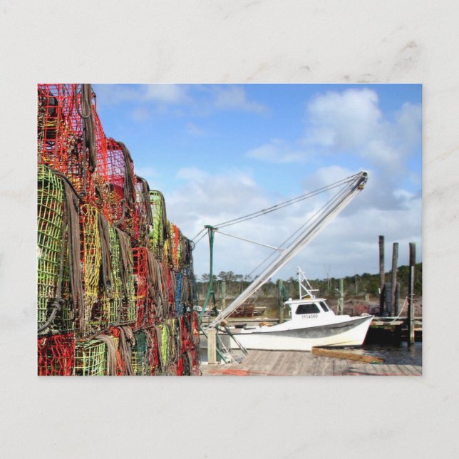 Carte Postale Pièges à crabes empilés et prêts (Devant)