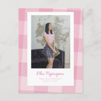 Carte Postale Pink Plaid Grad Flat Graduation Faire-part