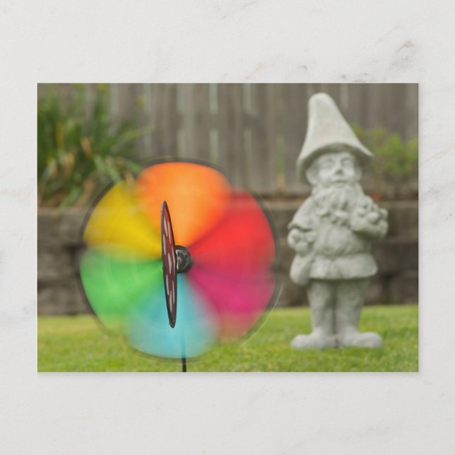 Carte postale Pinwheel et Garden Gnome (Devant)