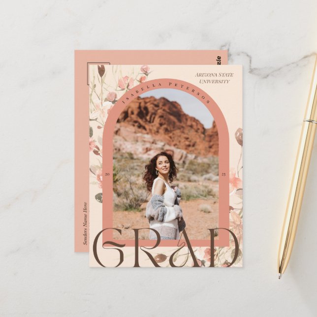 Carte Postale Plaisir Floral : Boho Chic Arch Frame Graduation (Devant/Arrière en situation)