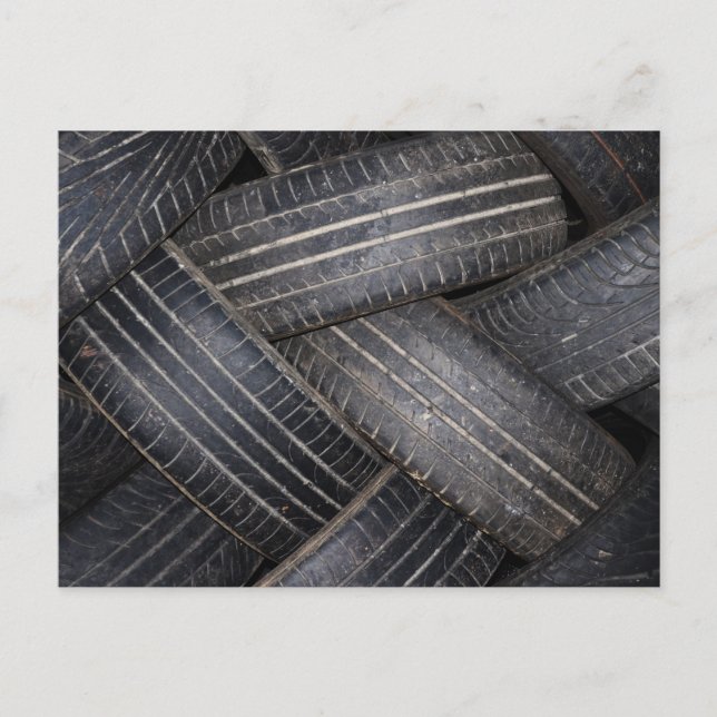 Carte Postale Pneus anciens pour le recyclage (Devant)