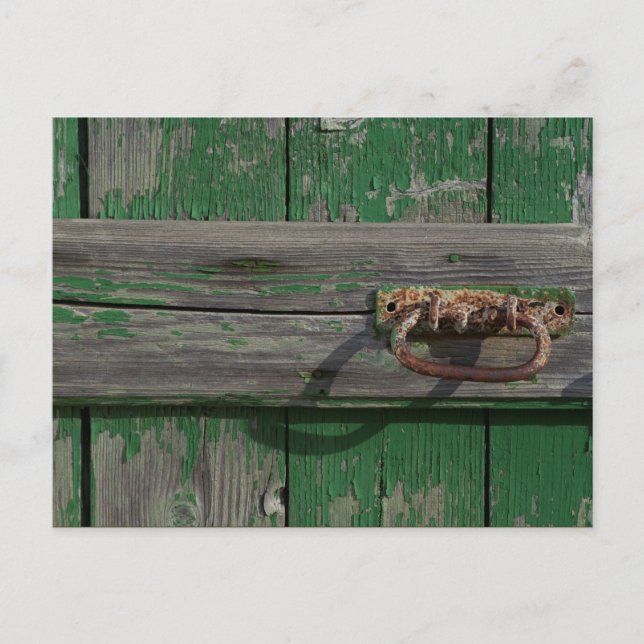 Carte Postale Poignée de porte rouillée sur porte verte (Devant)