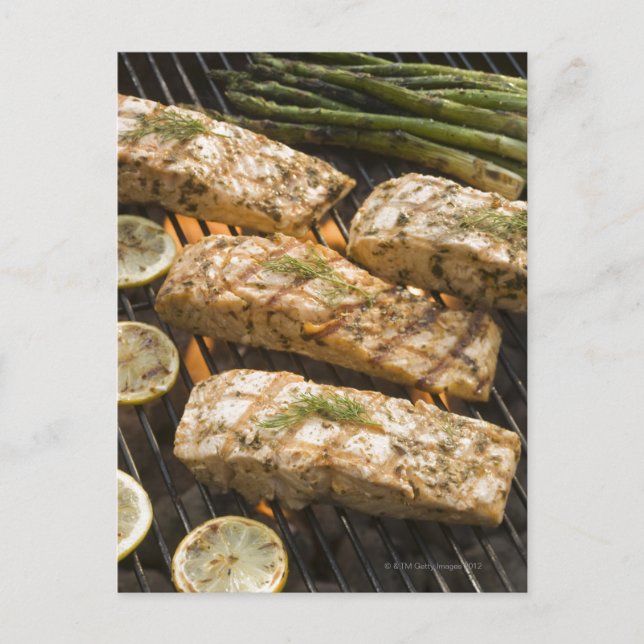 Carte Postale Poisson et asperges cuisine sur grill (Devant)