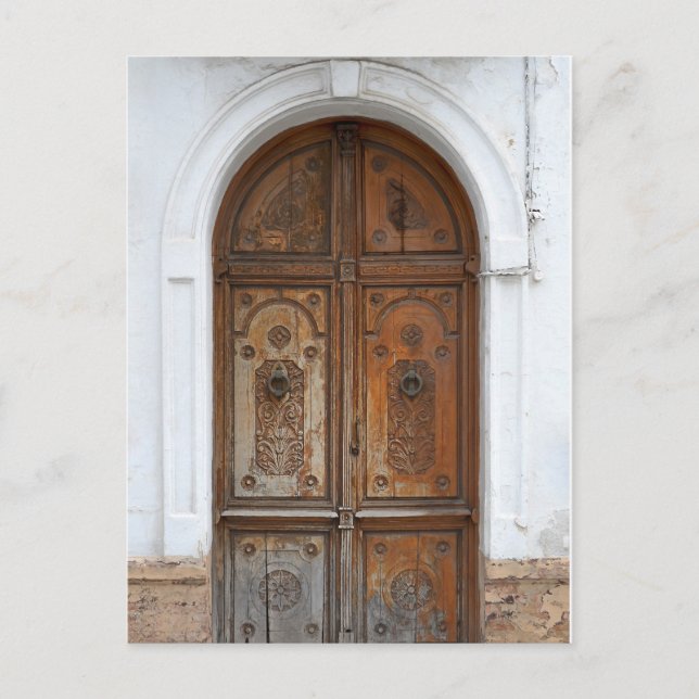 Carte postale Porte en bois rustique ornée (Devant)
