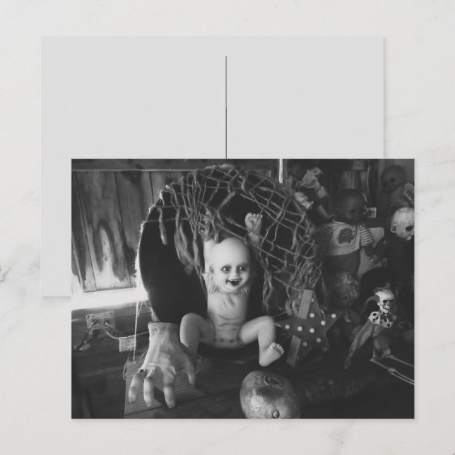 Carte Postale Poupée d'Halloween Déplaisante noire et blanche (Devant / Derrière)