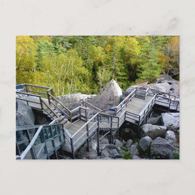 Carte Postale Promenade des grottes polaires, Plymouth, New Hamp (Devant)