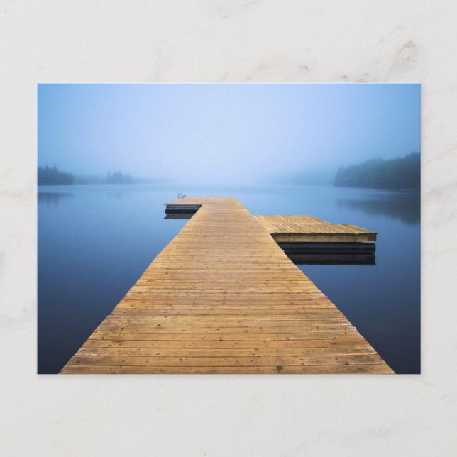 Carte Postale Quai sur le lac (Devant)