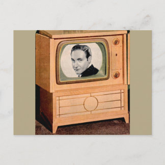 Carte Postale Qui est à la télé ?