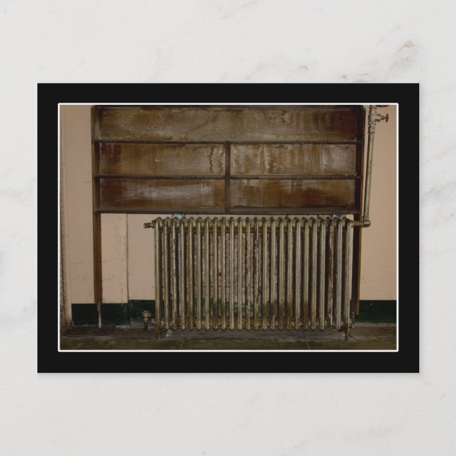 Carte Postale Radiateur rouillé (chauffage de salle) à la prison (Devant)