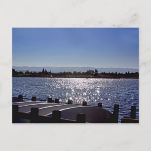 Carte Postale Regard sur le lac Shoreline avant le coucher du so