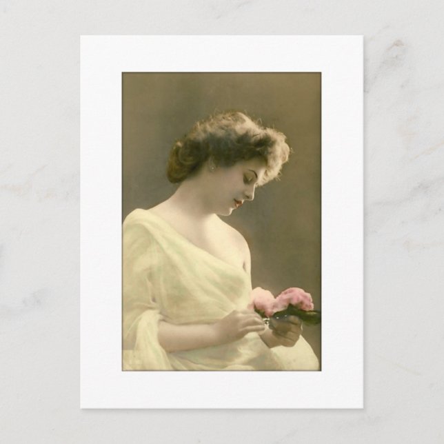 Carte Postale rétrospective romantique de femme victorienne (Devant)