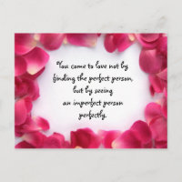 Carte postale rose Petal avec citation d'amour