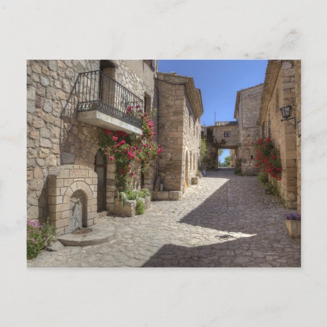 Carte Postale Rue pavée, bâtiments en pierre, historique (Devant)