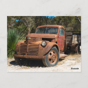 Carte Postale Rusty old truck abandoned in outback Australia.