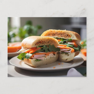 Carte Postale Sandwich Banh Mi sur une assiette