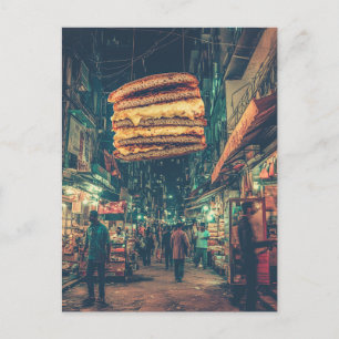 Carte Postale Sandwich surréaliste flottant au-dessus d'une rue 