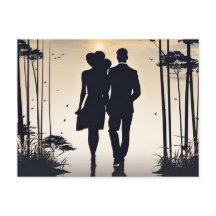 Silhouette d'or de l'amour au coucher du soleil
