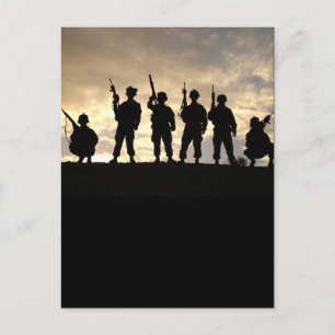 Carte postale Silhouettes du soldat