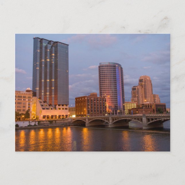 Carte Postale Skyline À Dusk, Sur La Grande Rivière 2 (Devant)