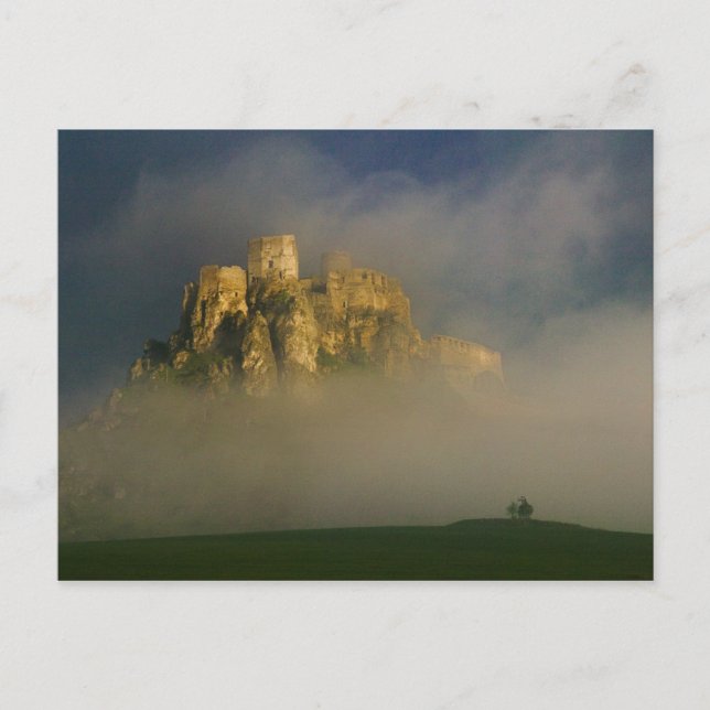 Carte Postale Spissky en brume, Slovaquie 2 (Devant)