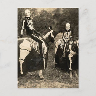 Carte Postale Squelette de cavaliers des années 1900