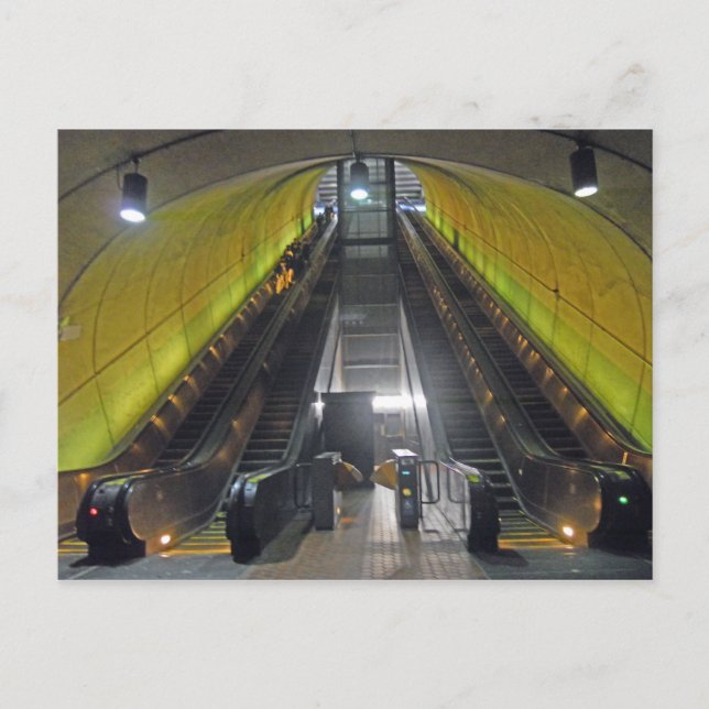 Carte Postale Station de métro Rosslyn Escalators 001 (Devant)