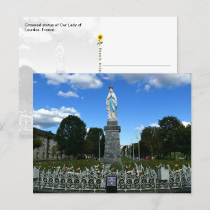 Carte Postale Statue couronnée de Notre-Dame de Lourdes, France 