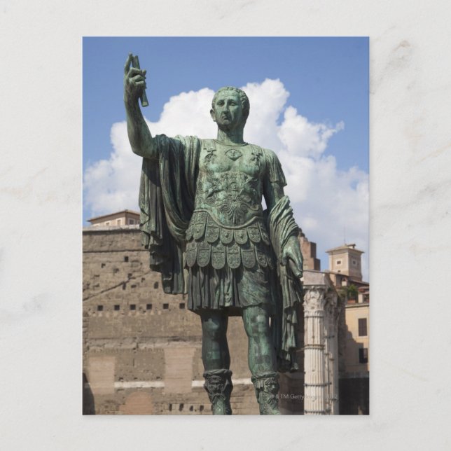 Carte Postale statue de l'empereur romain (Devant)