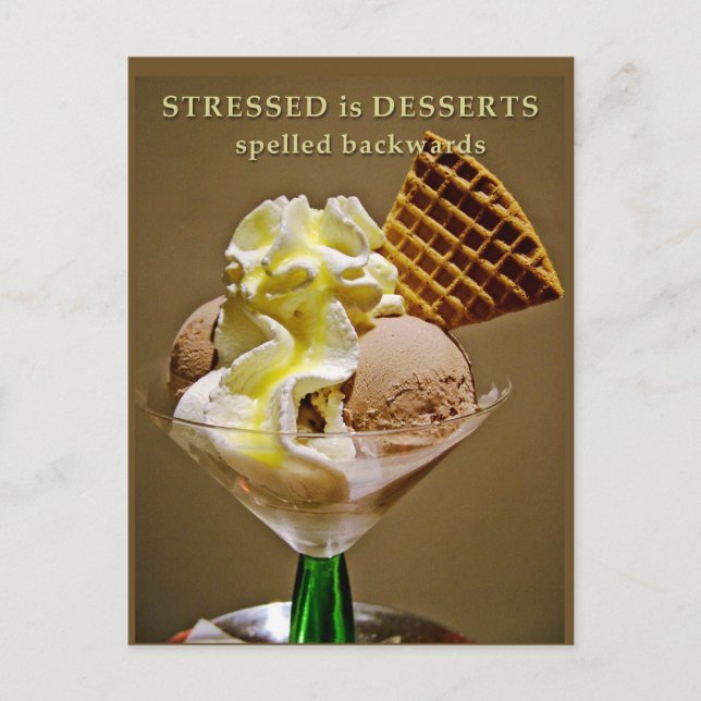 Carte Postale STRESSED est DESSERTS orthographié à l'envers - Ca (Devant)