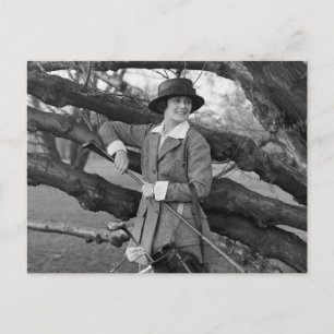 Carte Postale Style féminin dans l'attrait du golf, début des an
