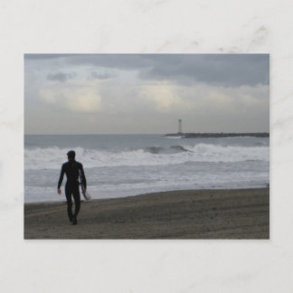 Carte Postale Surfer en marche