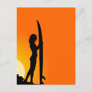 Carte Postale Surfer fille au coucher du soleil