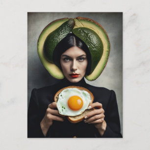 Carte Postale Surreal Avocado Toast et oeuf Breakfast femme