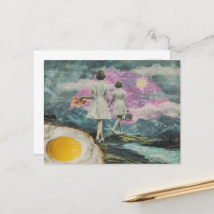 Carte Postale Surreal Breakfast Femme avec bacon et oeufs