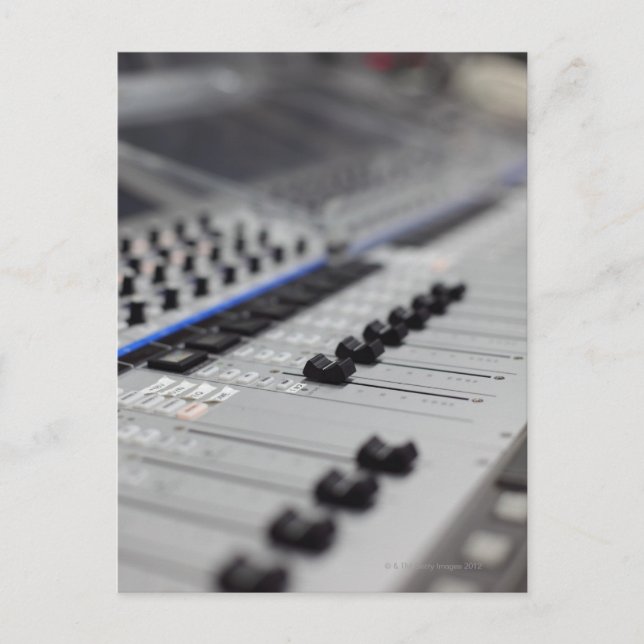 Carte Postale Table de mixage (Devant)