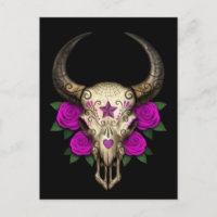 Taureau de sucre avec Roses violets sur noir